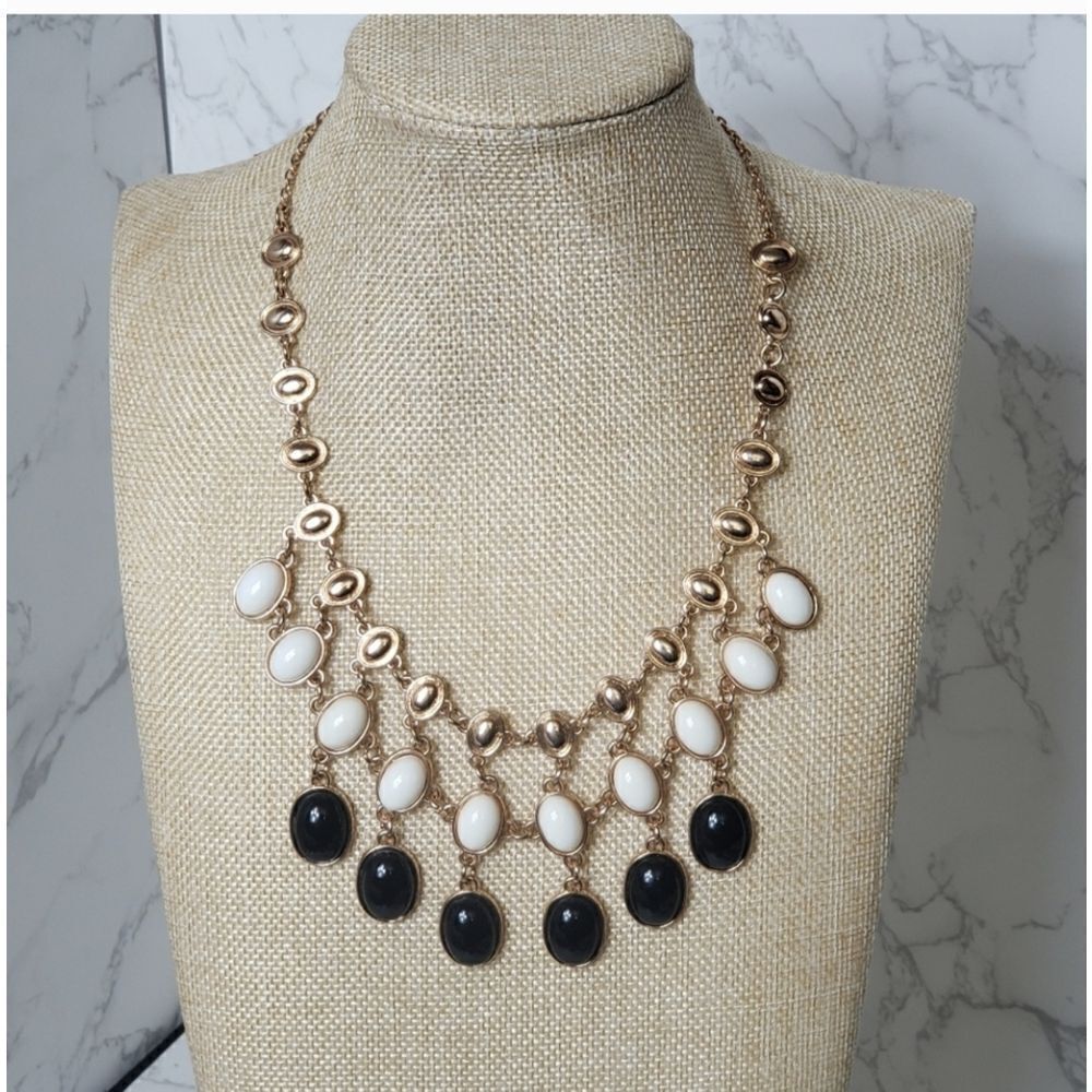 BIB STYLE Statement Necklace Goldtone Black White